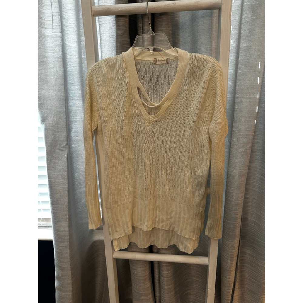 Altard State Cream Criss-Cross V-Neck Sweater Size S EUC